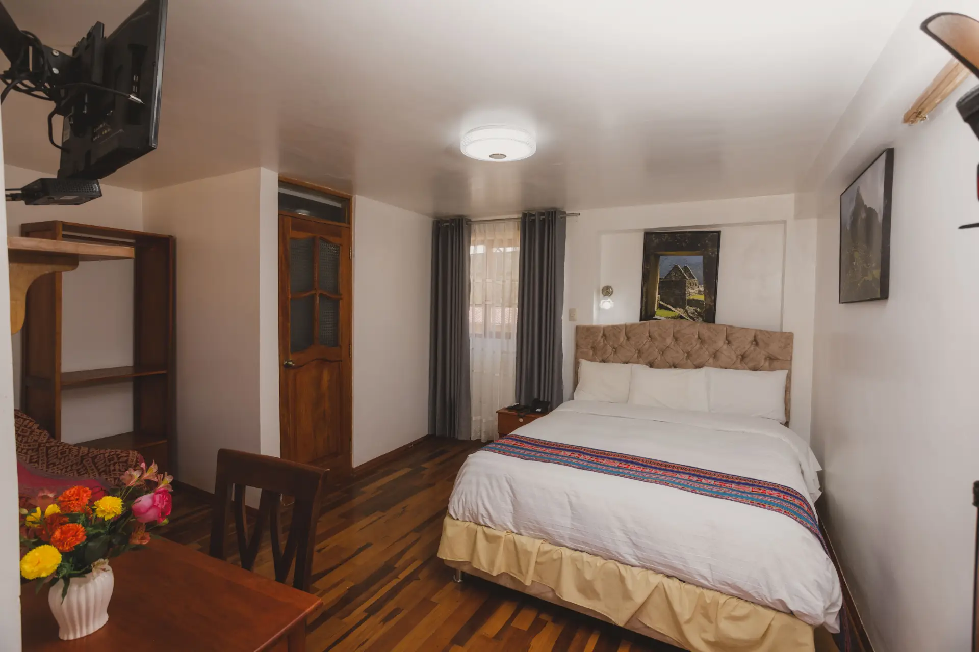 Habitación Matrimonial con cama Quin